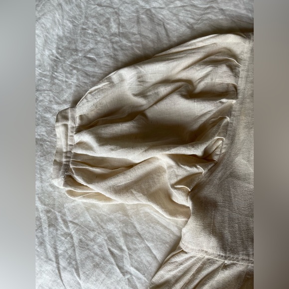 SOLD Avy & Co SOL Buttermilk Playsuit. One size - Picture 6 of 8